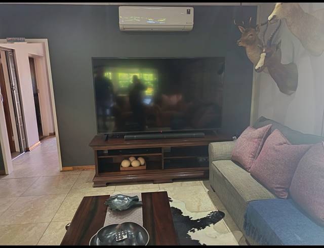 3 BEDROOM HOUSE FOR SALE IN GOLF PARK